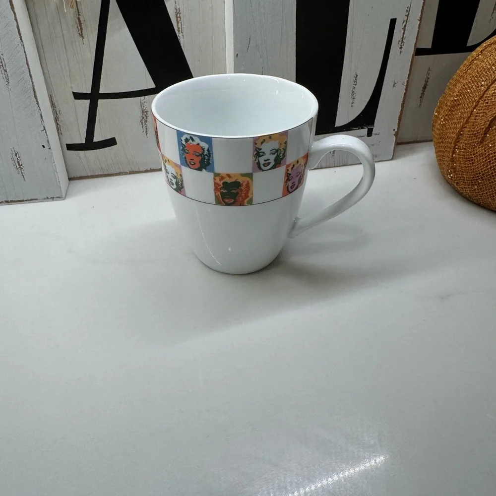 Andy Warhol Marilyn Monroe Mug Block China
